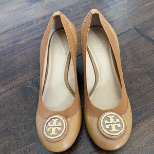 Tory Burch Brown Leather Flats with Gold Logo